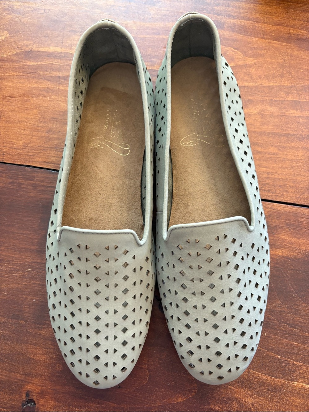 AEROSOLES Light Taupe Women’s You Betcha Slip-On Loafers 11 New